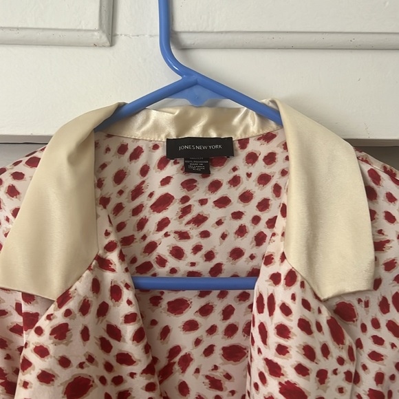 Silky Robe - Picture 3 of 4